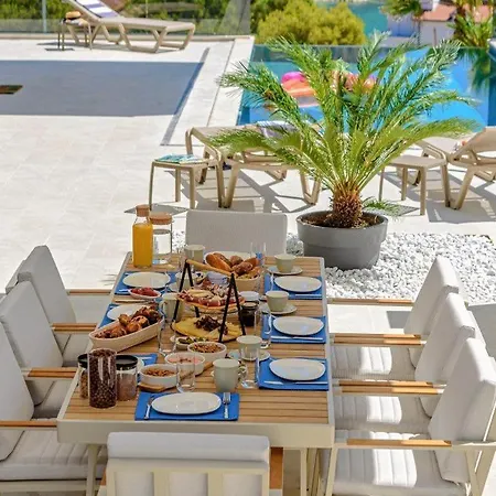 4br Prestigious With Heated Pool In Trogir Villa *