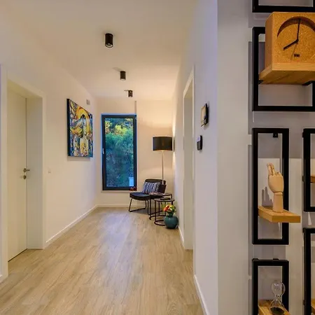 4br Prestigious With Heated Pool In Trogir Villa Marina