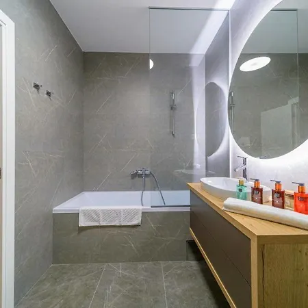 4br Prestigious With Heated Pool In Trogir * Marina