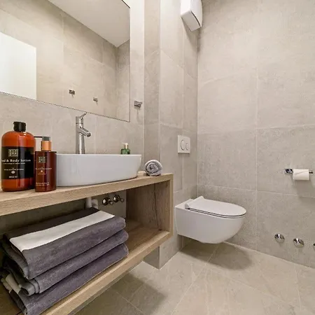 4br Prestigious With Heated Pool In Trogir * Marina