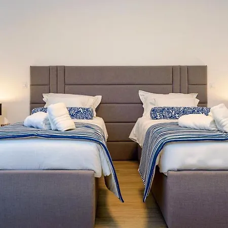 4br Prestigious With Heated Pool In Trogir
